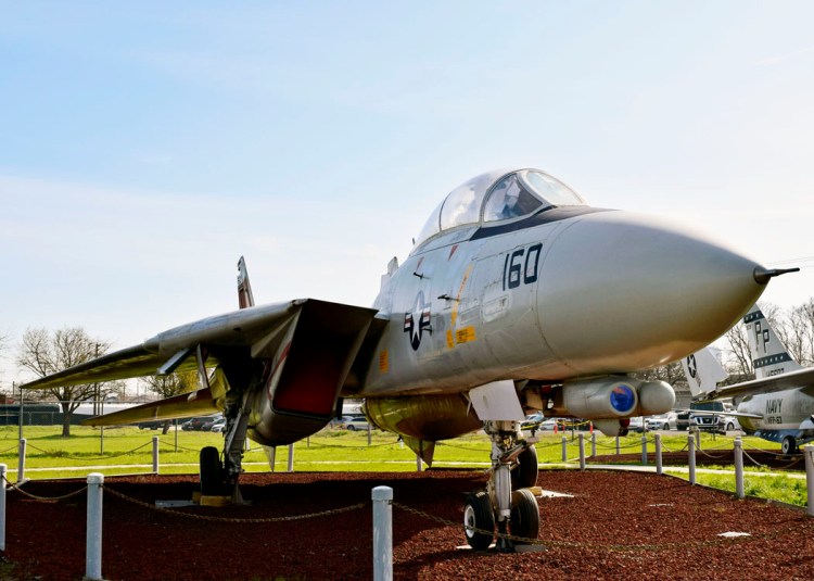 Grumann F-14D Tomcat